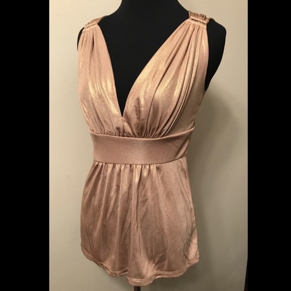 EXPRESS Gold Sleeveless Plunging V-Neck Tank Top - Picture 1 of 4